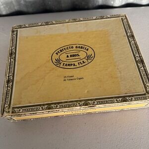 Vintage Perfecto Garcia Bros Tampa Florida Wood Cigar Box 25 Cremas Extra Claro